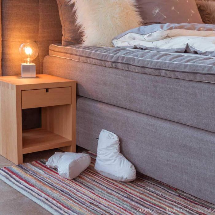 Schlafschuhe gefüllt mit Synthetik